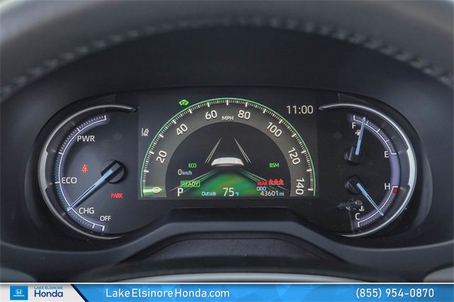 Used 2020 Toyota RAV4 Limited image 26