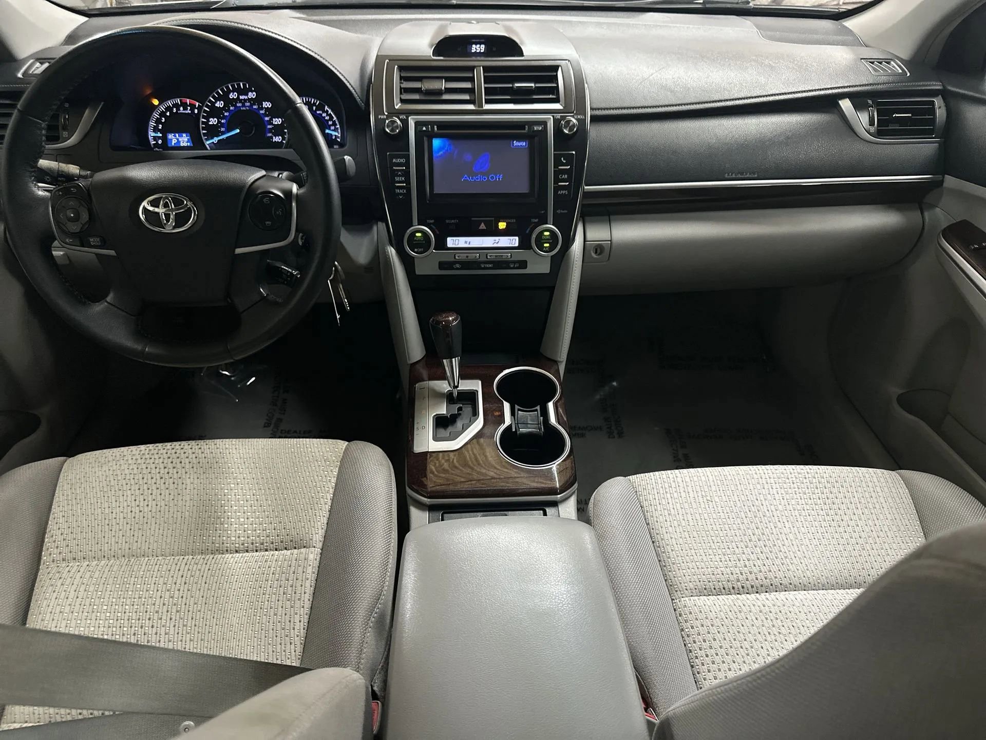 Used 2012 Toyota Camry XLE image 20