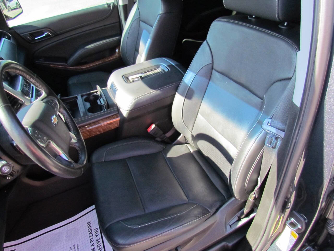 Used 2019 Chevrolet Suburban Premier image 10