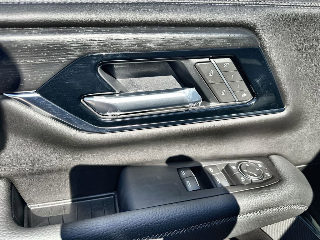 New 2026 GMC Yukon Denali w/ Denali Reserve Package image 22