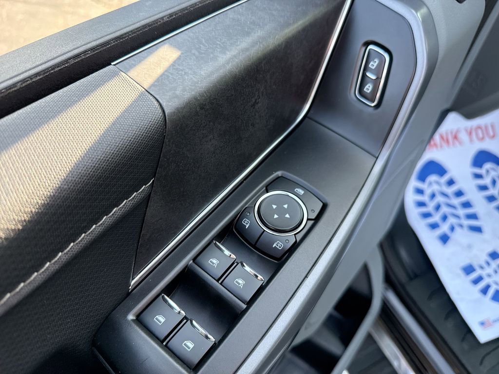 Used 2025 Ford F150 XLT w/ Equipment Group 301A Standard image 24