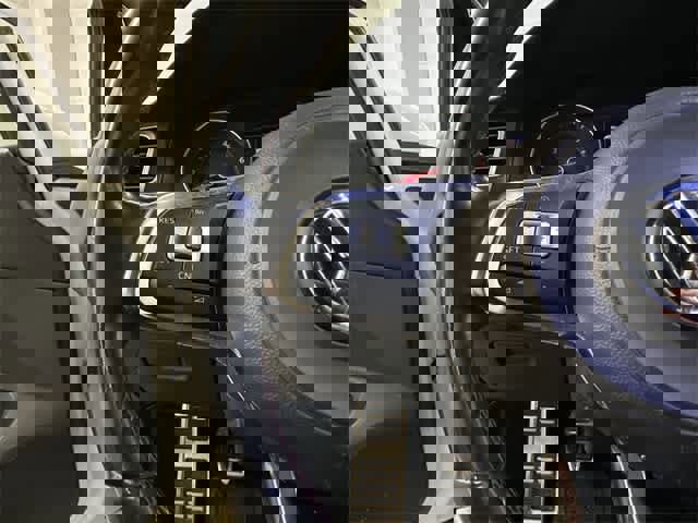 Used 2016 Volkswagen Golf 4-Door image 9