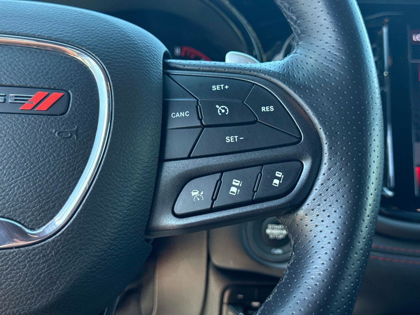 Used 2025 Dodge Durango GT AWD/4WD image 31
