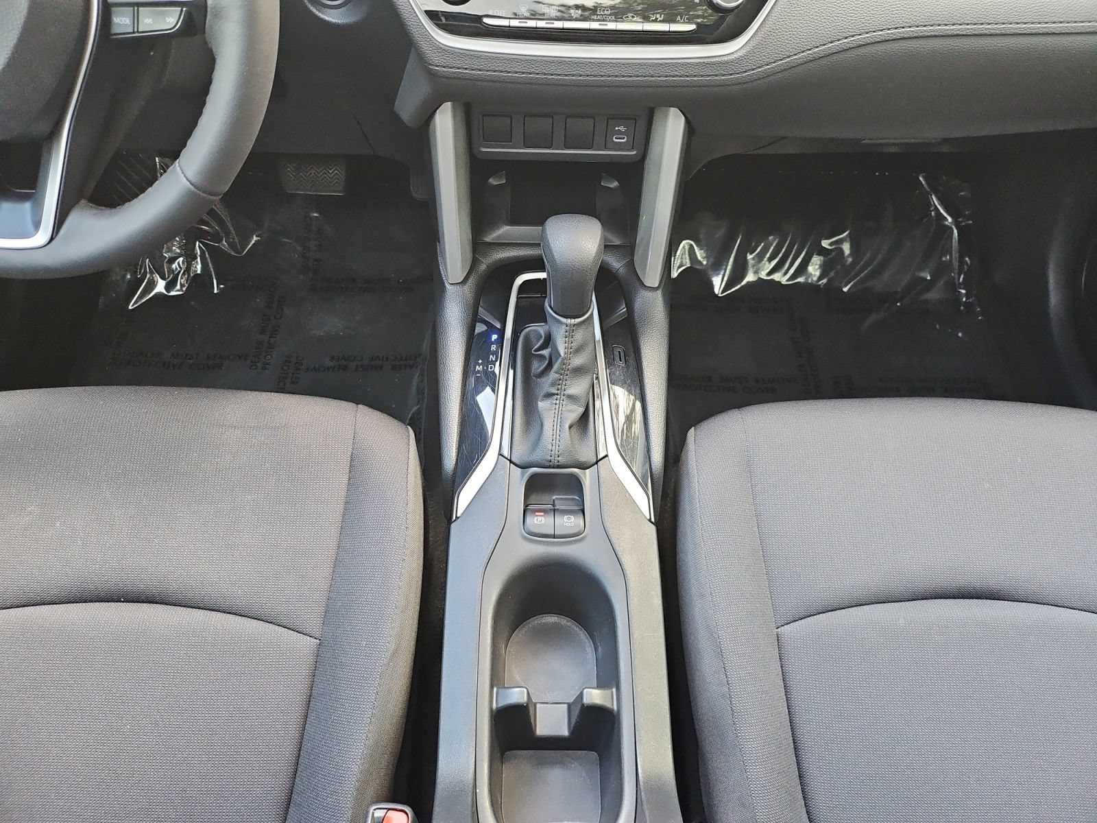 Used 2024 Toyota Corolla Cross LE w/ Moonroof Package FWD image 32
