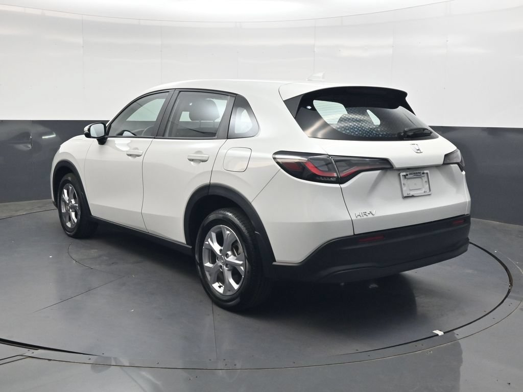 Used 2023 Honda HR-V LX image 6