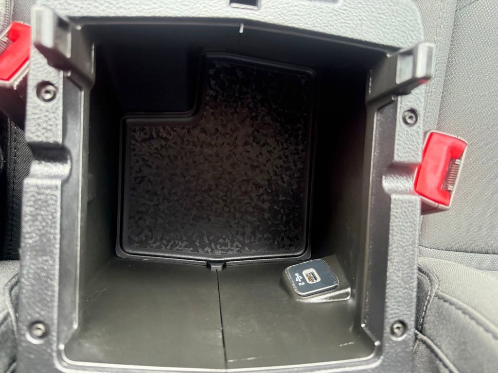 Used 2019 Jeep Wrangler Sport AWD/4WD image 27