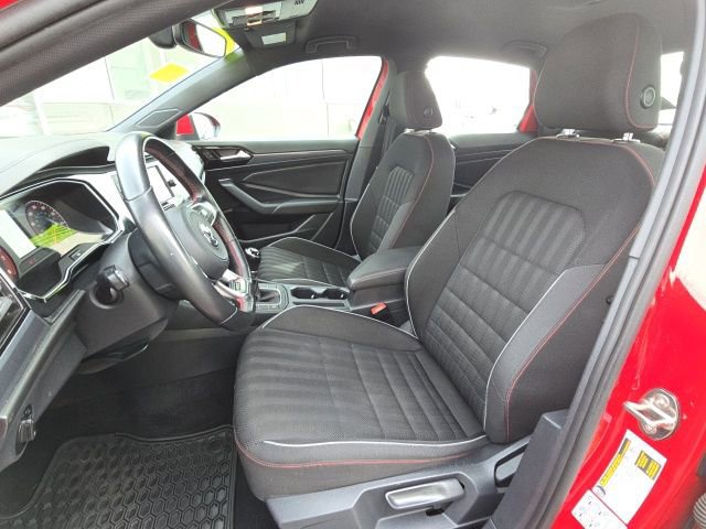 Used 2019 Volkswagen Jetta GLI image 10