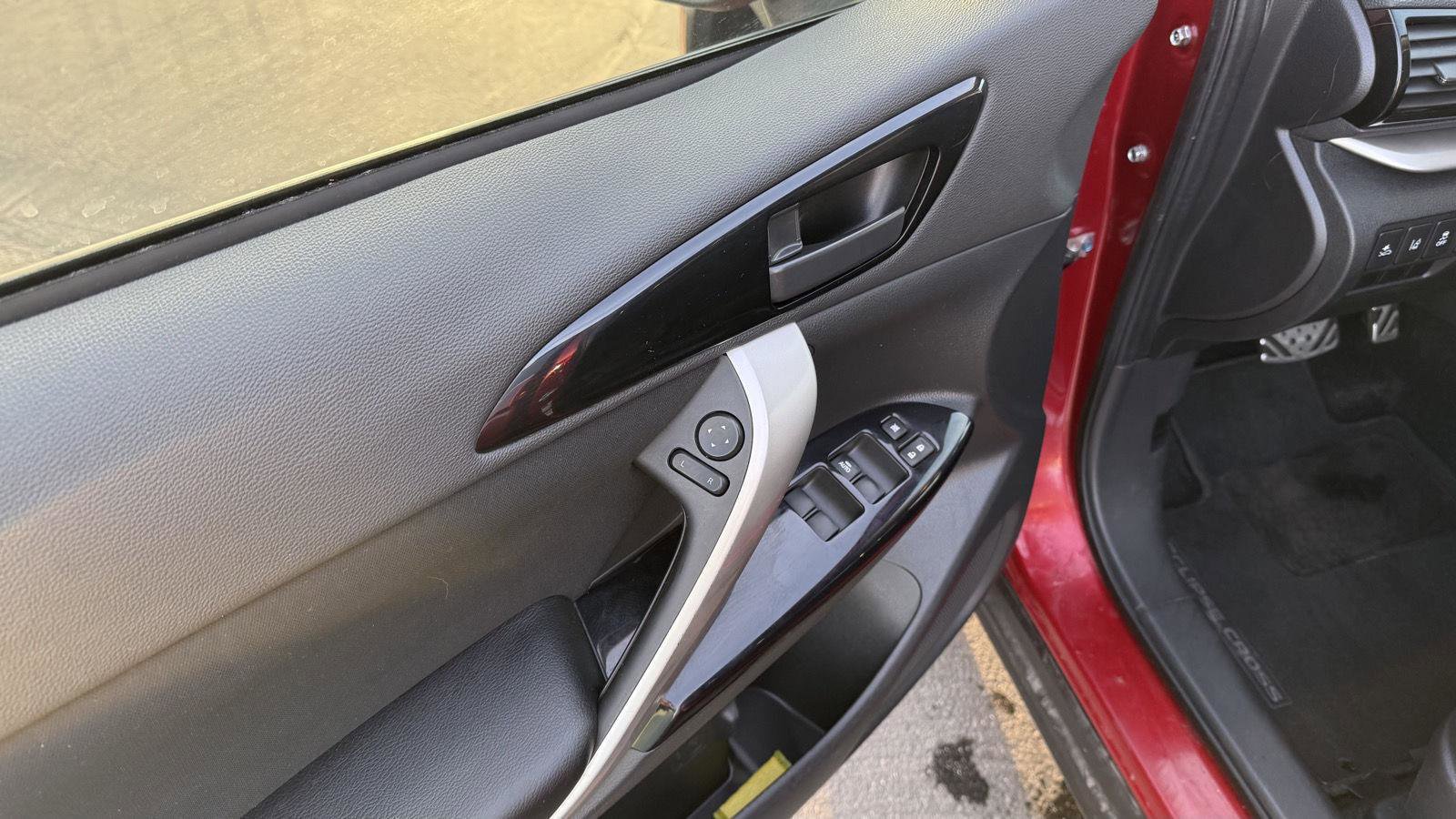 Used 2023 Mitsubishi Eclipse Cross LE image 13