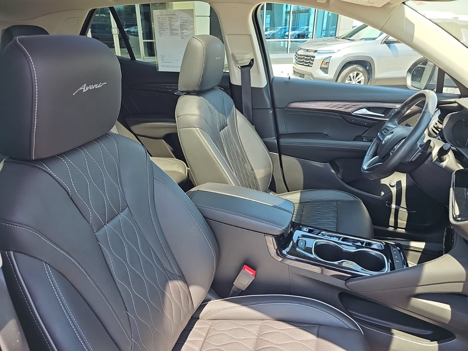 Used 2021 Buick Envision Avenir AWD/4WD image 35