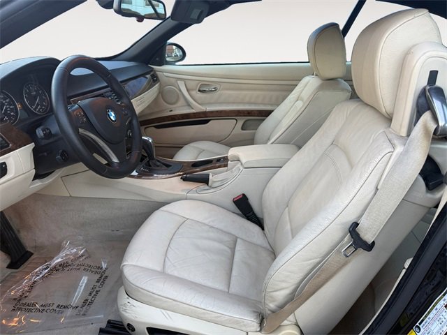 Used 2008 BMW 335i Convertible image 9