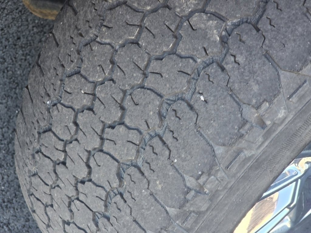 Used 2015 Ford F150 Lariat w/ Equipment Group 502A Luxury image 29