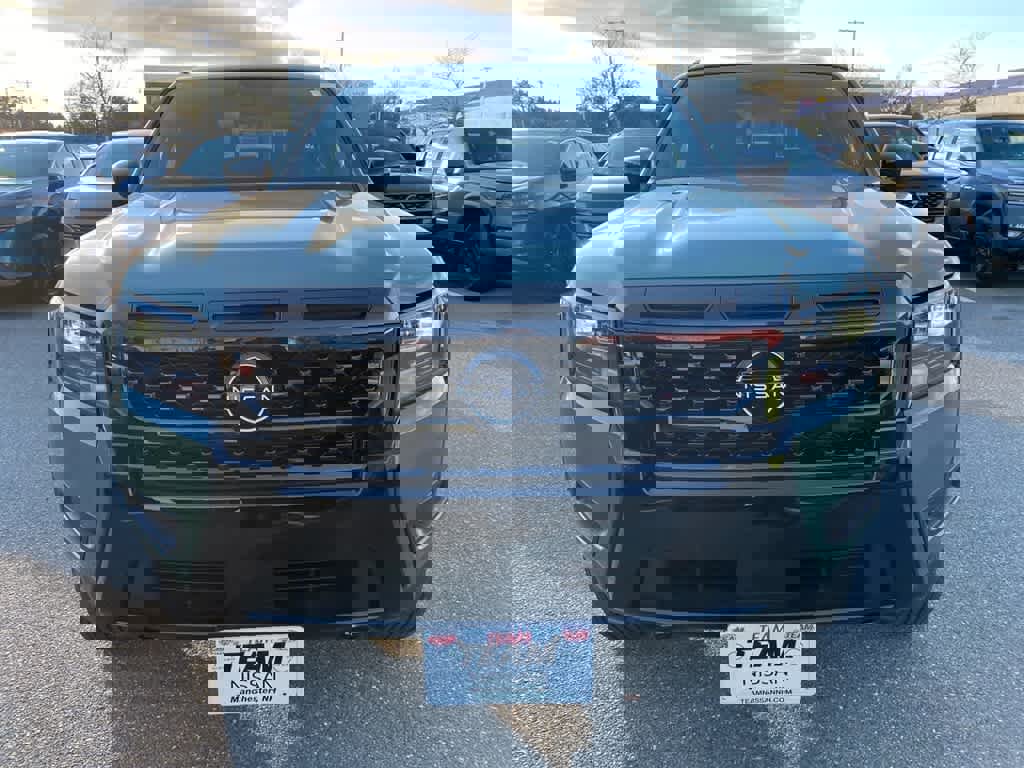 New 2026 Nissan Frontier SV image 2