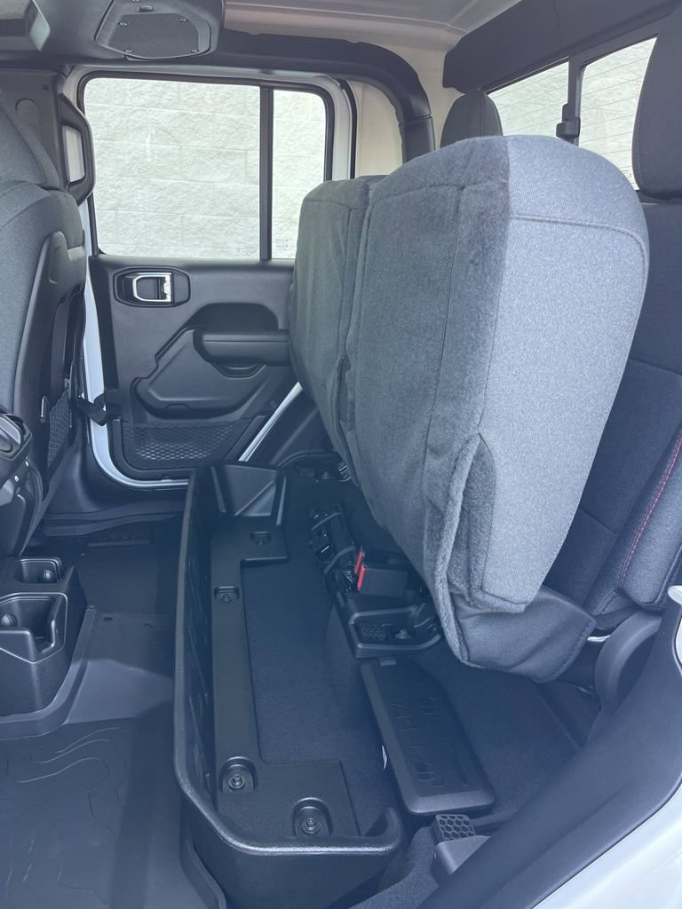 New 2025 Jeep Gladiator Rubicon w/ Convenience Group image 25