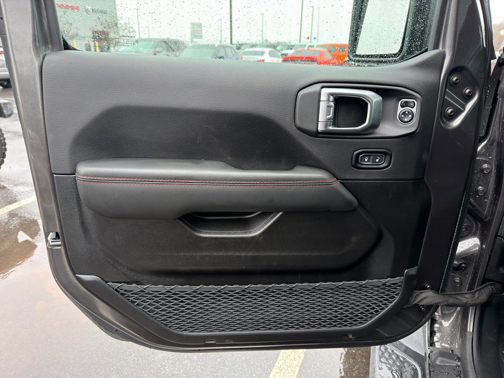 Used 2025 Jeep Gladiator Rubicon w/ Safety Group image 23