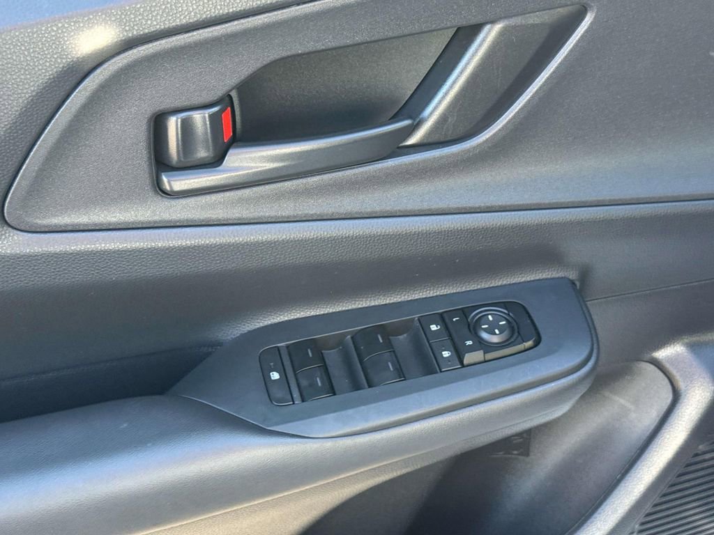 Used 2024 Toyota Prius Prime SE image 17