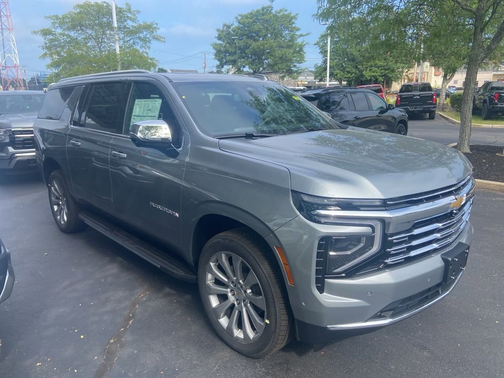 New 2025 Chevrolet Suburban Premier w/ Sun And Tow Package