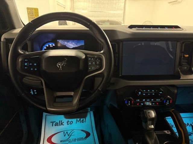 Used 2022 Ford Bronco Badlands w/ Sasquatch Package image 16