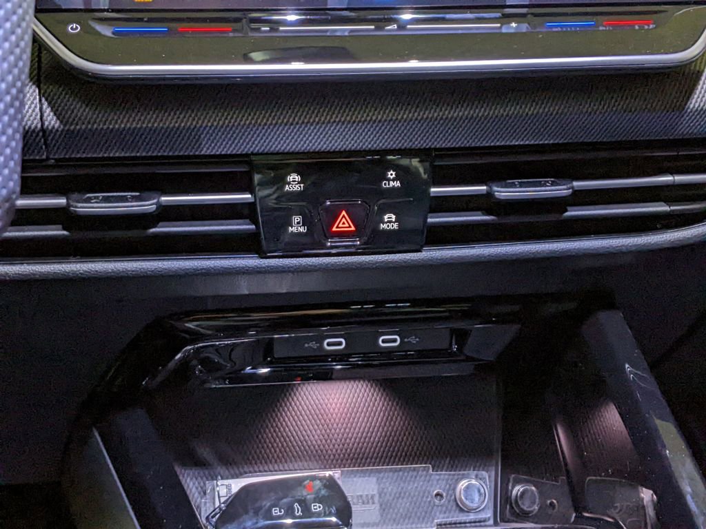 New 2026 Volkswagen Golf image 19