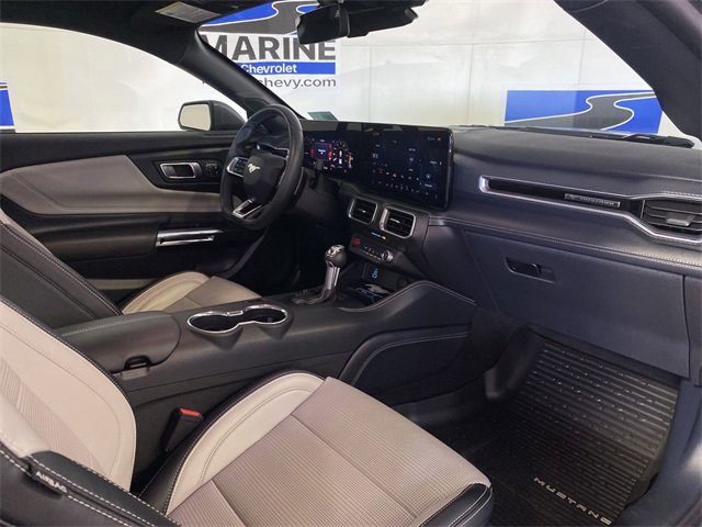 Used 2024 Ford Mustang GT Premium image 33