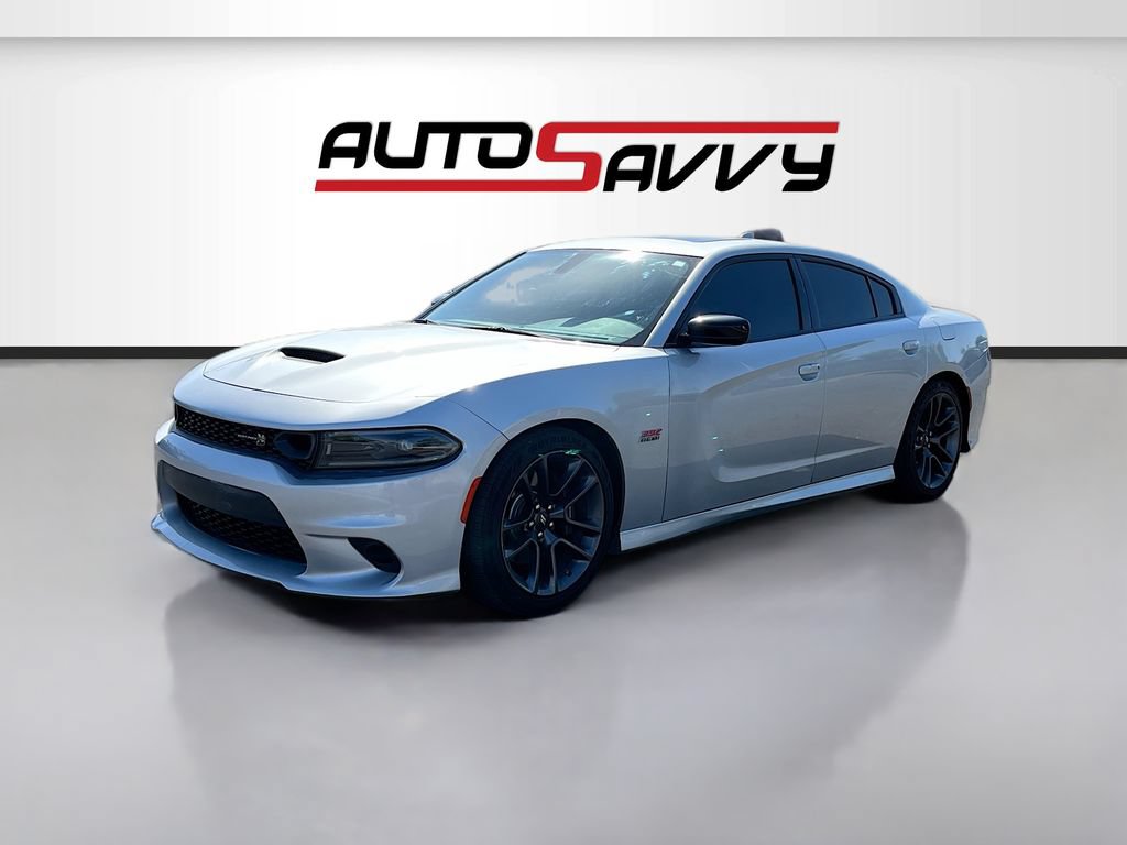 Used 2023 Dodge Charger Scat Pack w/ Navigation & Travel Group RWD image 3