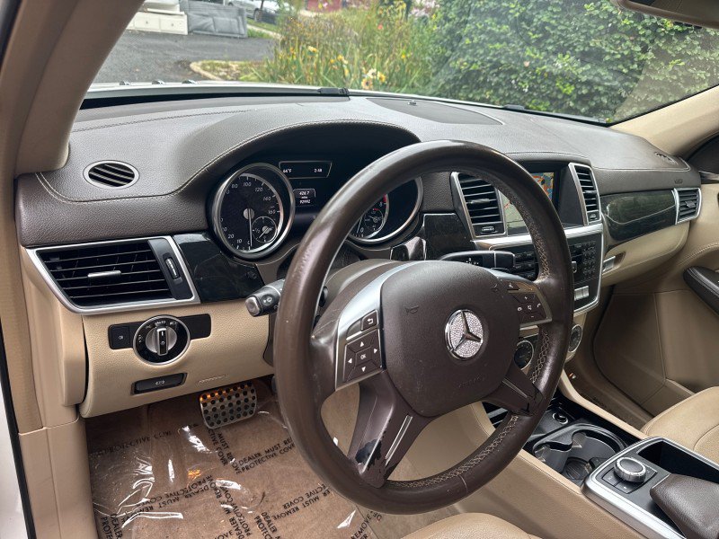 Used 2015 Mercedes-Benz ML 400 4MATIC image 15