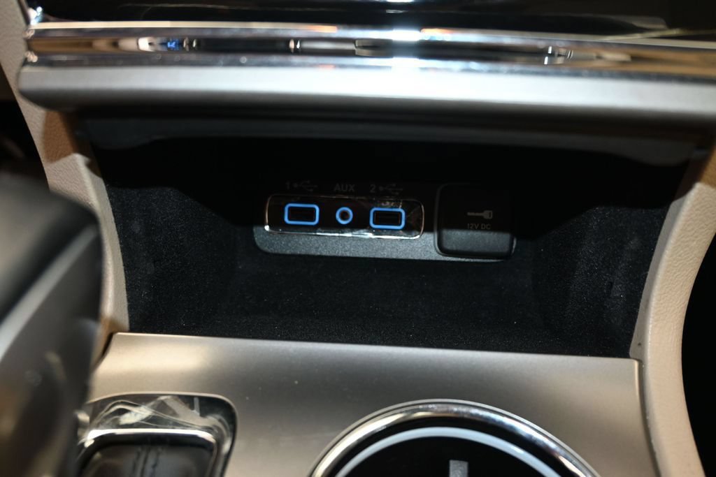 Used 2022 Jeep Grand Cherokee Laredo E AWD/4WD image 24