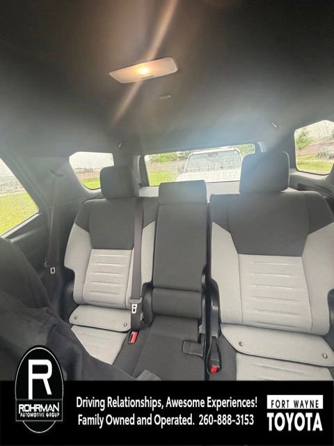 Used 2025 Toyota 4Runner TRD Sport AWD/4WD image 10