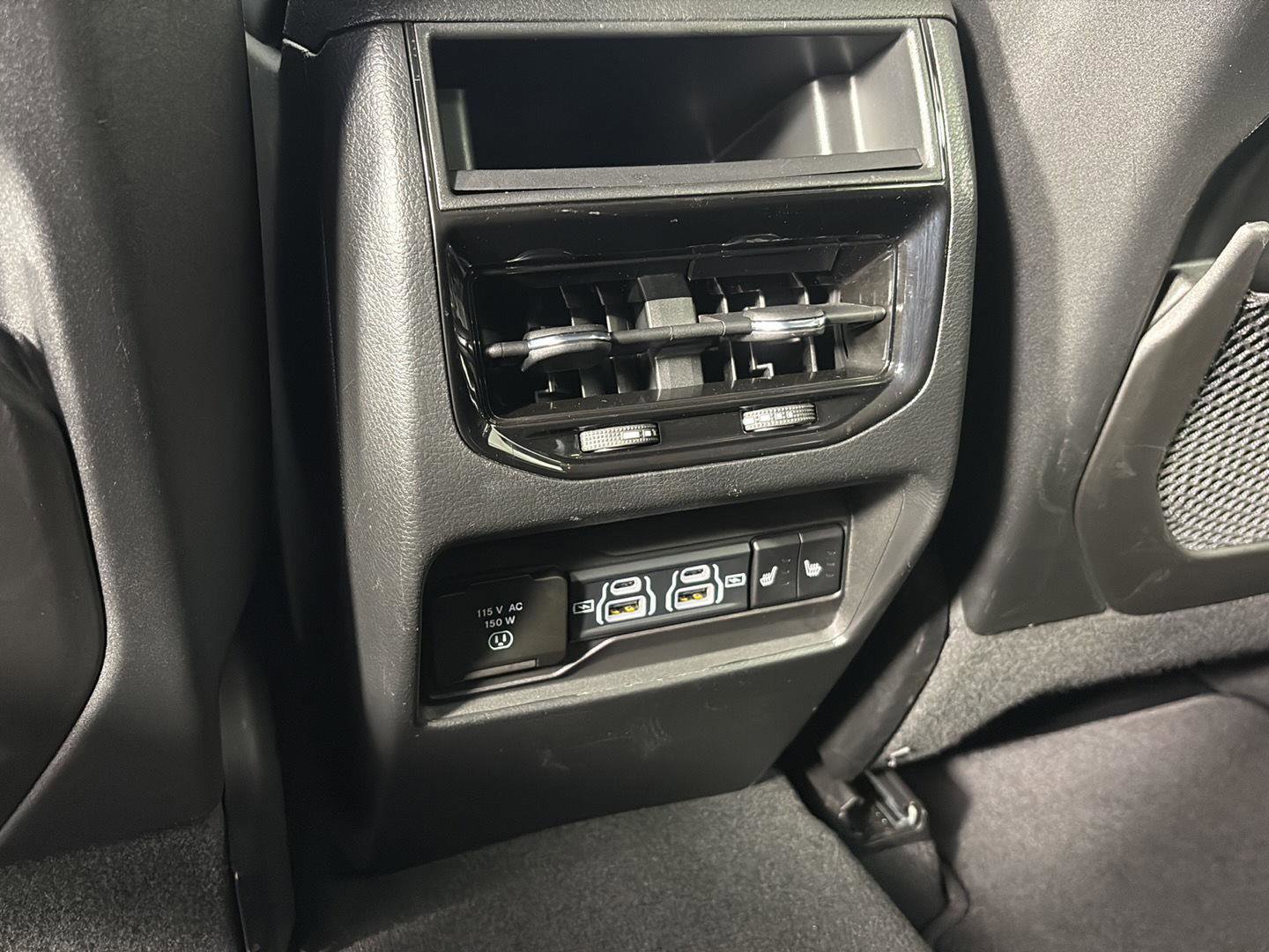 Used 2023 Jeep Grand Cherokee Limited AWD/4WD image 20