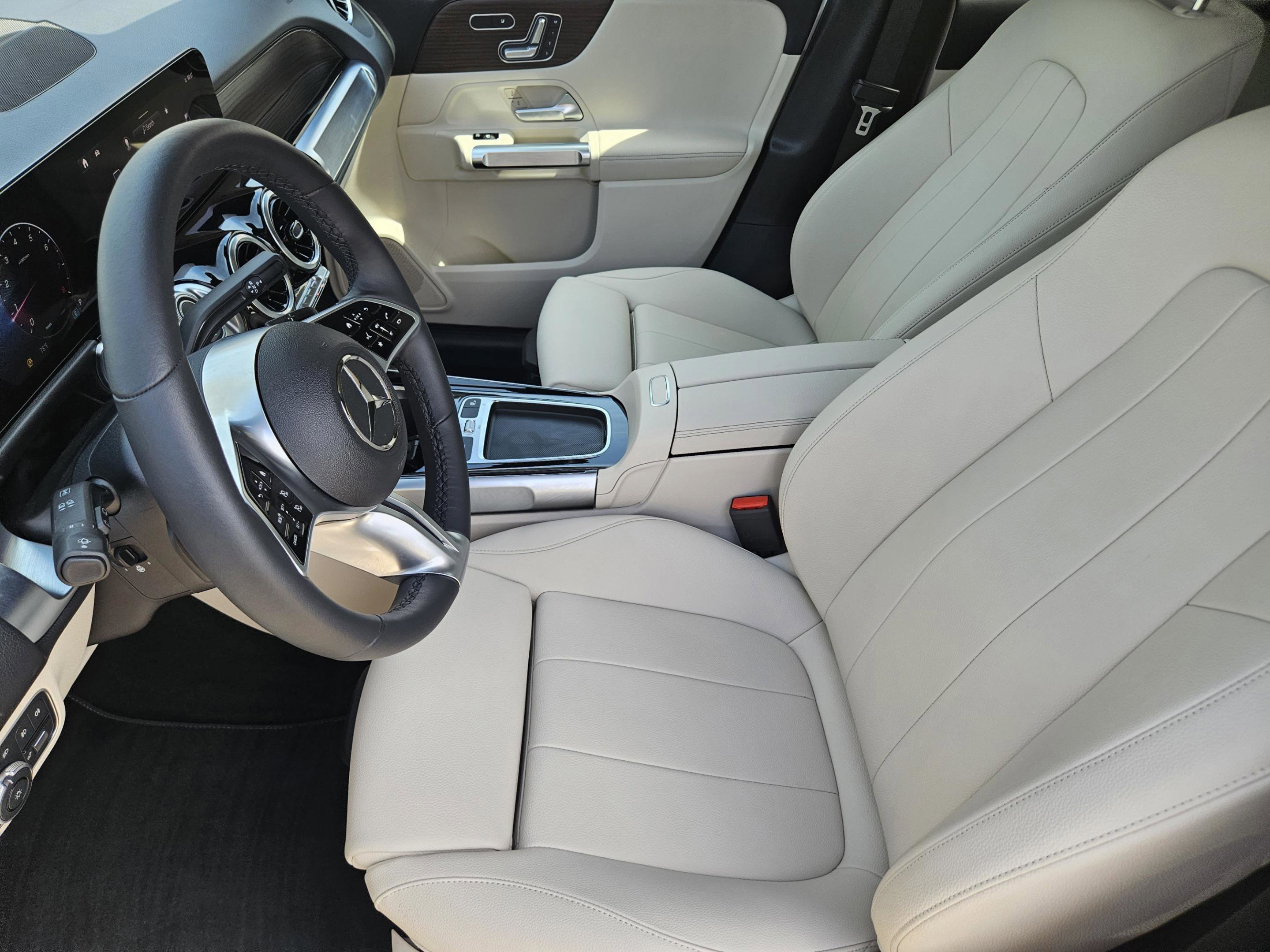 Certified 2026 Mercedes-Benz GLB 250 image 5