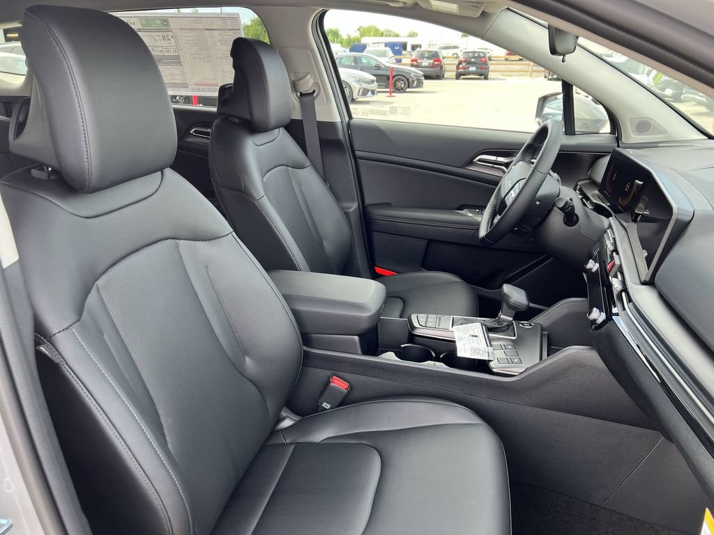 New 2026 Kia Sportage EX FWD image 24