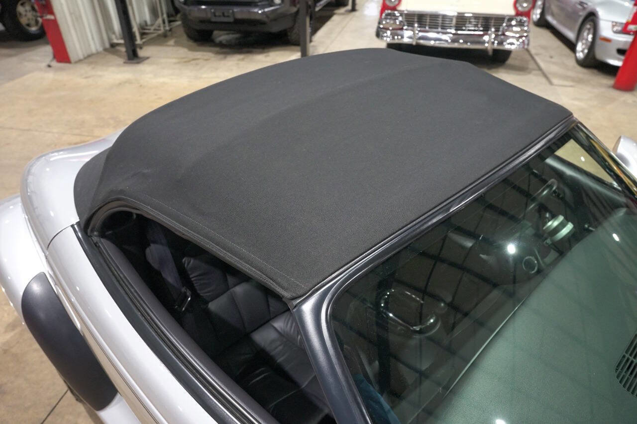 Used 2001 Plymouth Prowler image 33