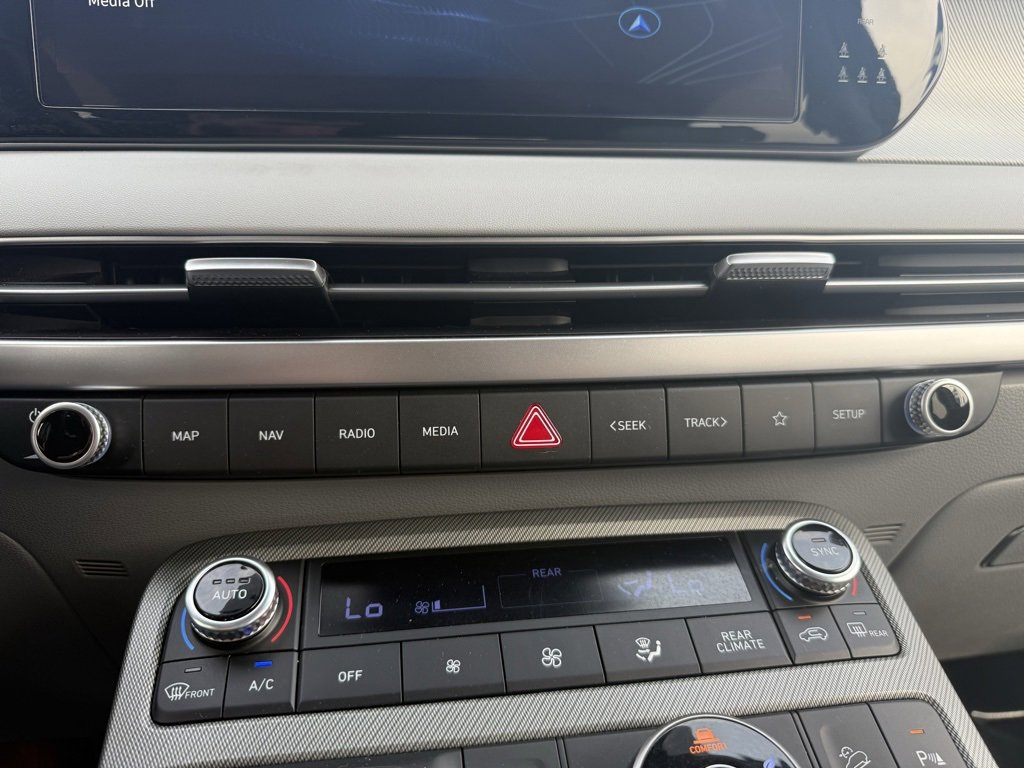 Used 2025 Hyundai Palisade SEL image 12
