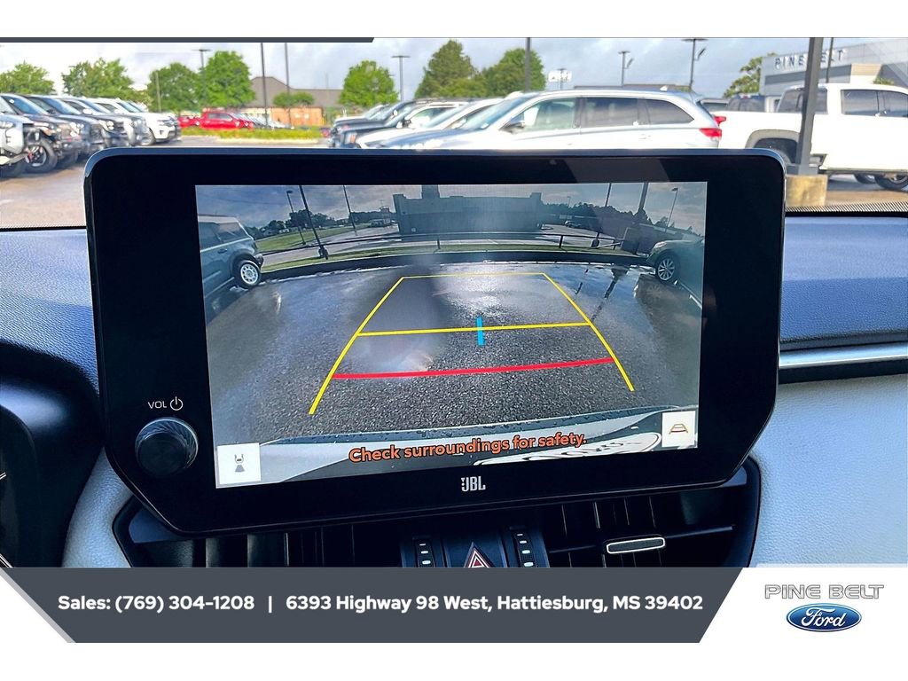 Used 2023 Toyota RAV4 XLE Premium FWD image 15