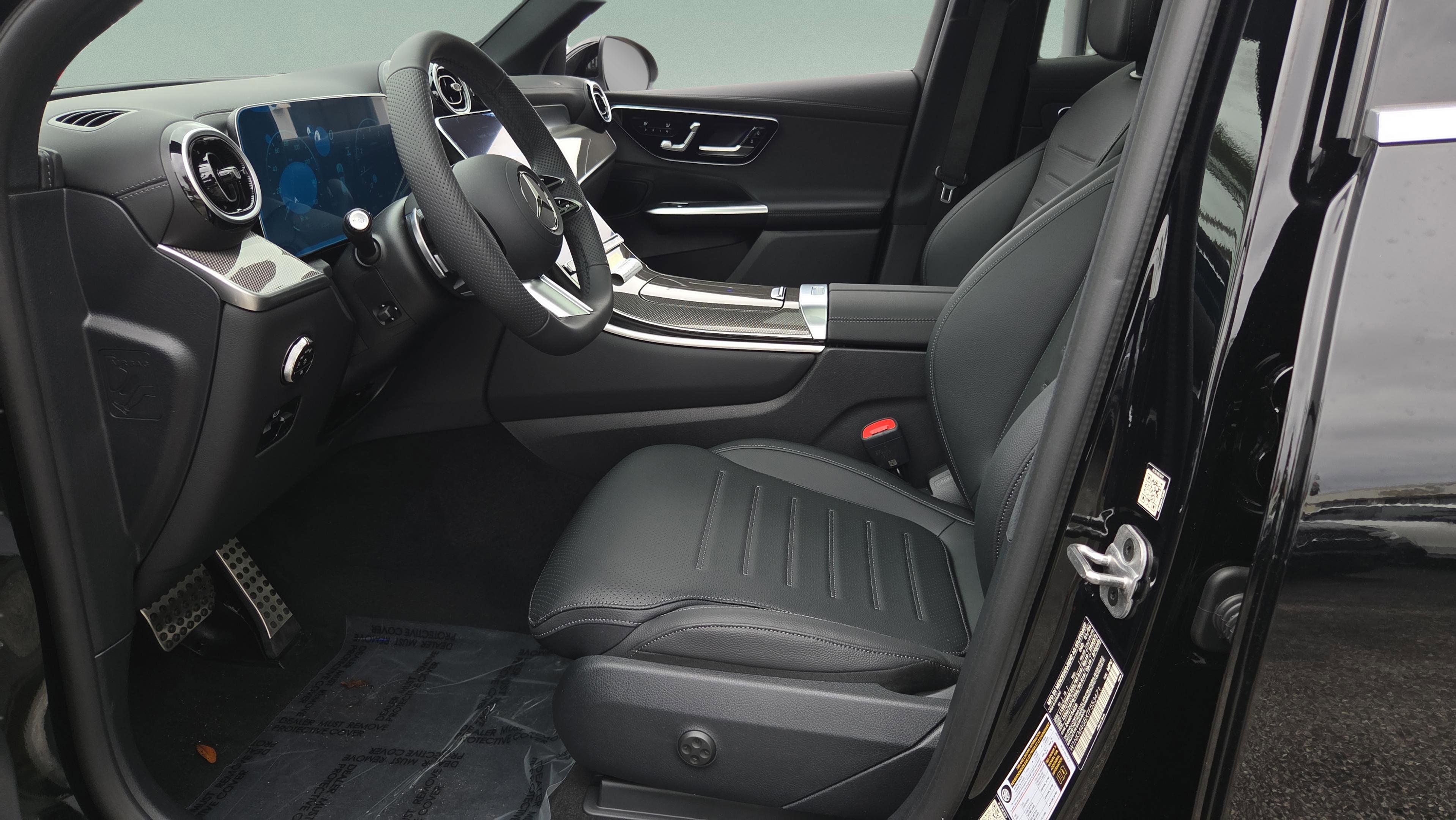 New 2026 Mercedes-Benz GLC 300 image 33