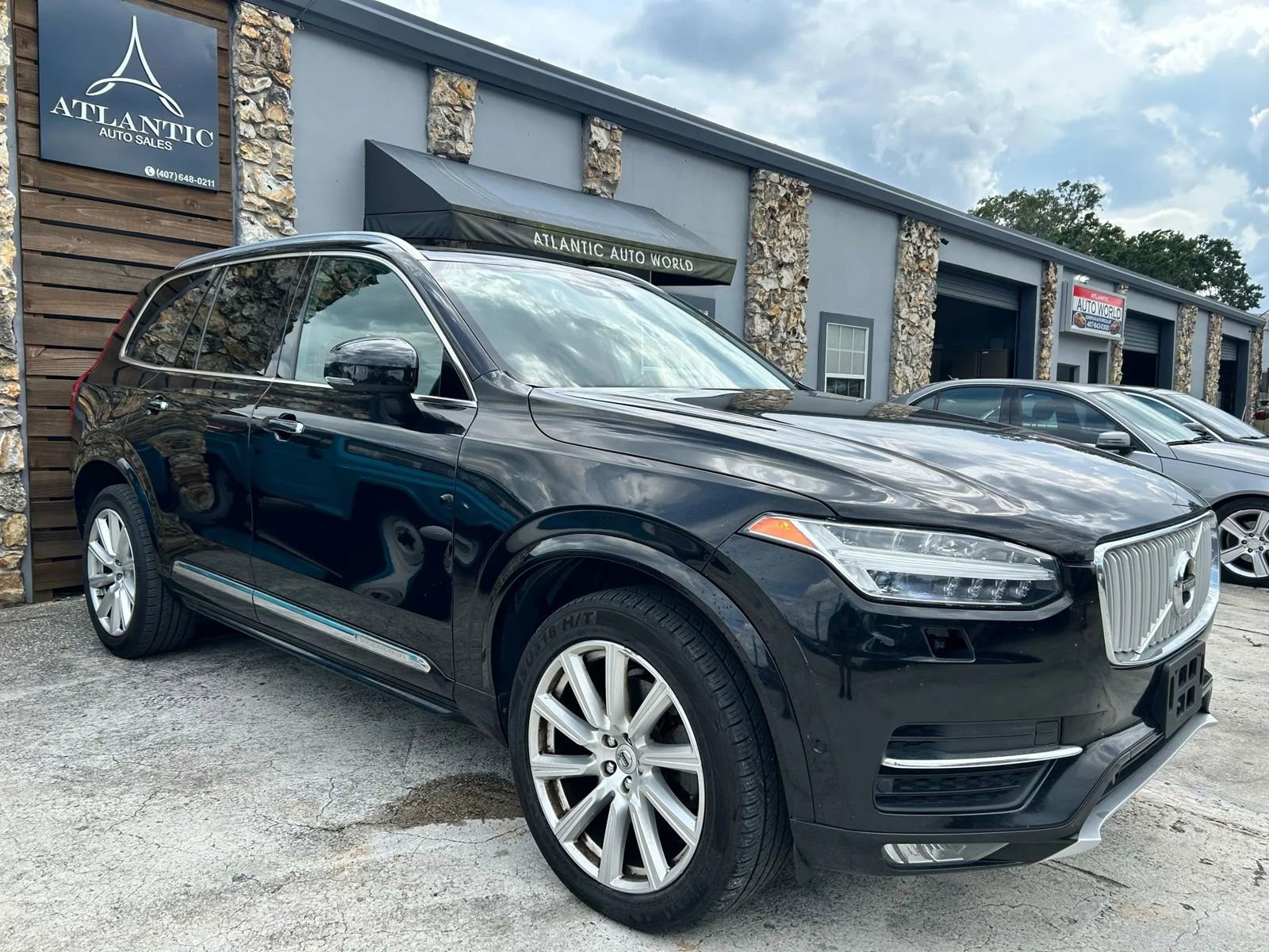 Used 2018 Volvo XC90 T6 Inscription image 3