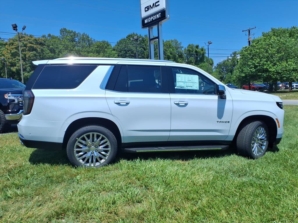 New 2026 Chevrolet Tahoe Premier w/ Sun And Tow Package AWD/4WD image 3