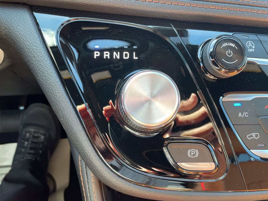New 2026 Chrysler Pacifica Pinnacle image 45