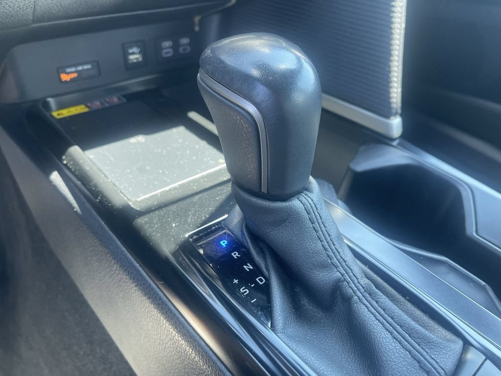 Used 2025 Toyota Camry SE FWD image 22