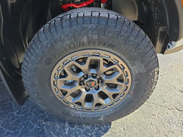 New 2026 Nissan Frontier PRO-4X w/ Pro-4x Convenience Package image 12