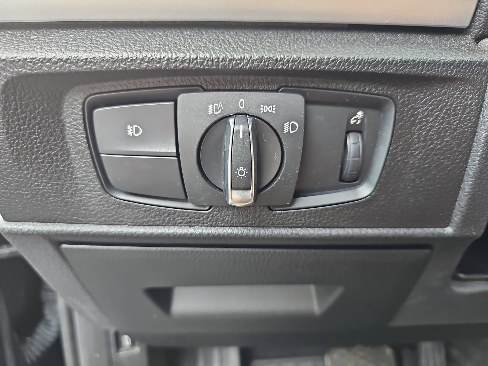 Used 2016 BMW 228i xDrive Convertible image 26