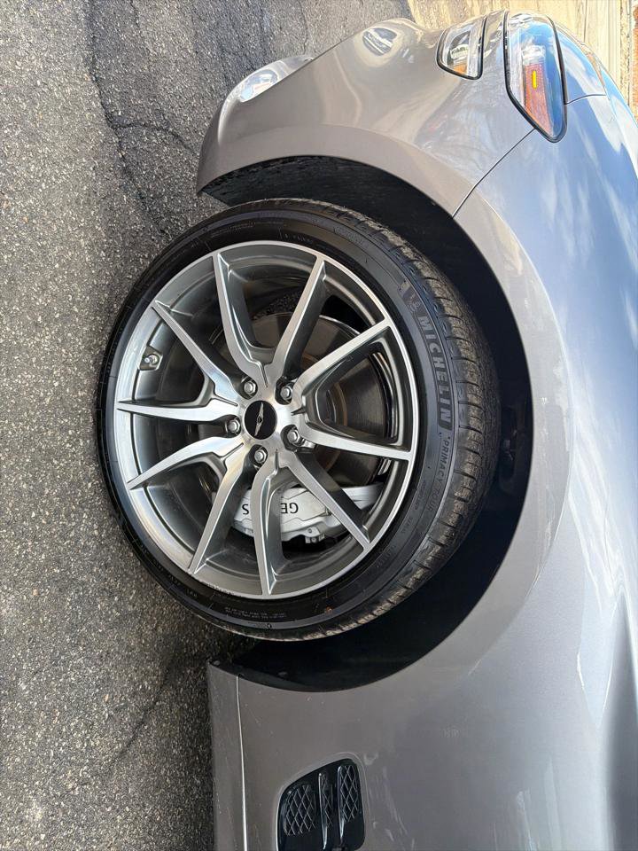 Used 2024 Genesis G70 2.5T image 14