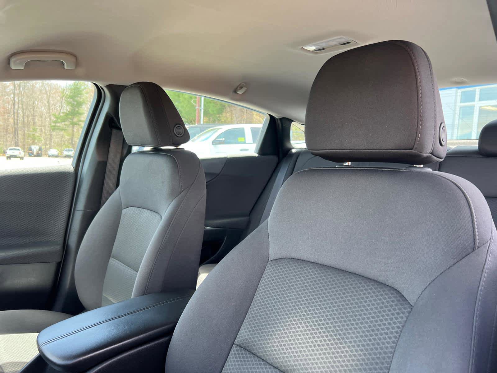 Certified 2017 Chevrolet Malibu LT FWD image 13