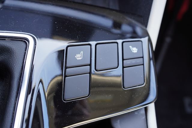 Used 2023 Kia Sportage EX image 28