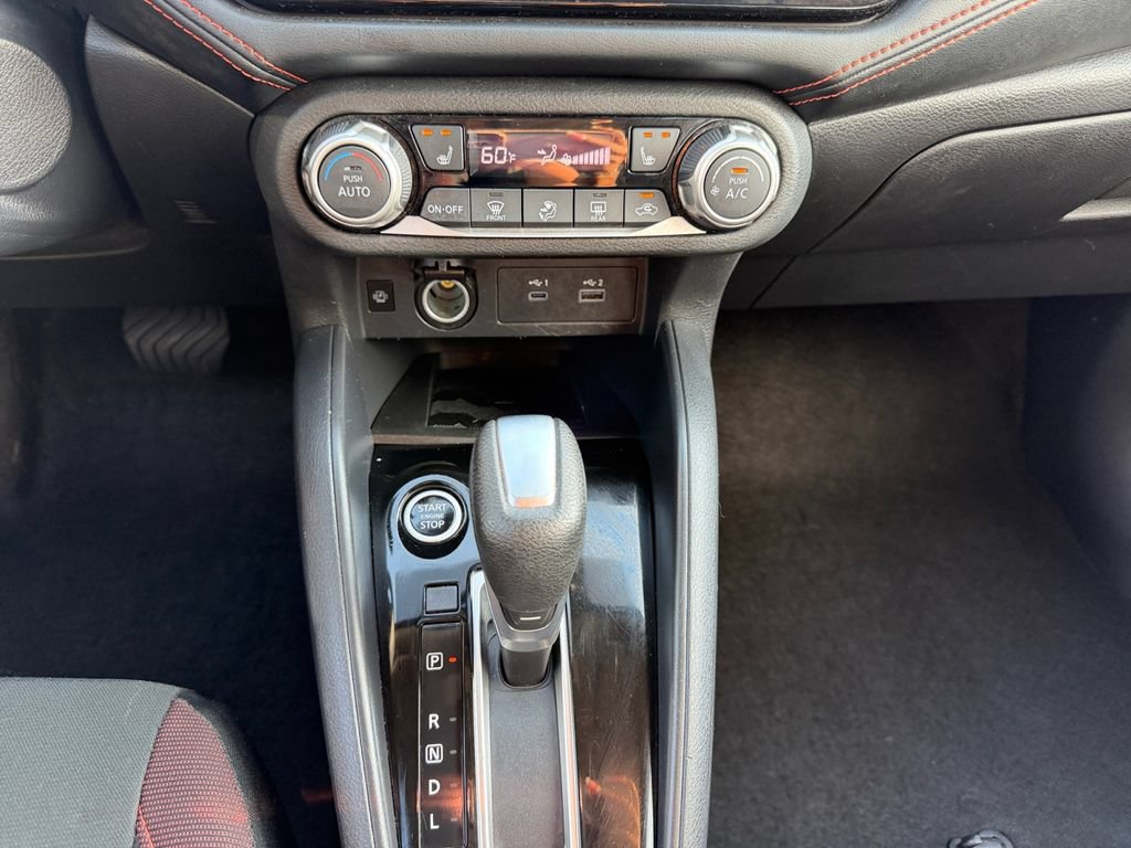 Used 2024 Nissan Versa SR FWD image 11