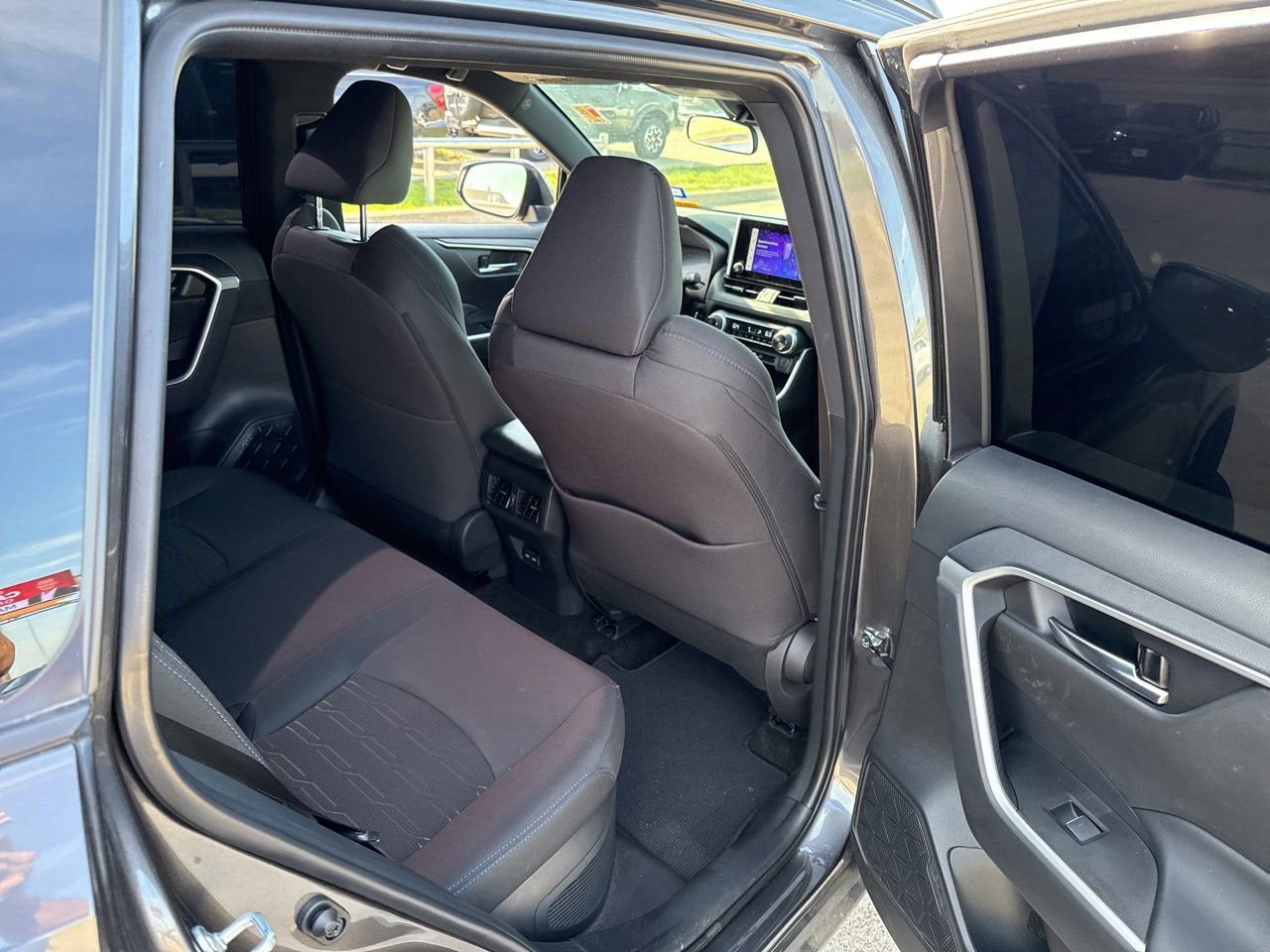 Used 2024 Toyota RAV4 SE AWD/4WD image 13