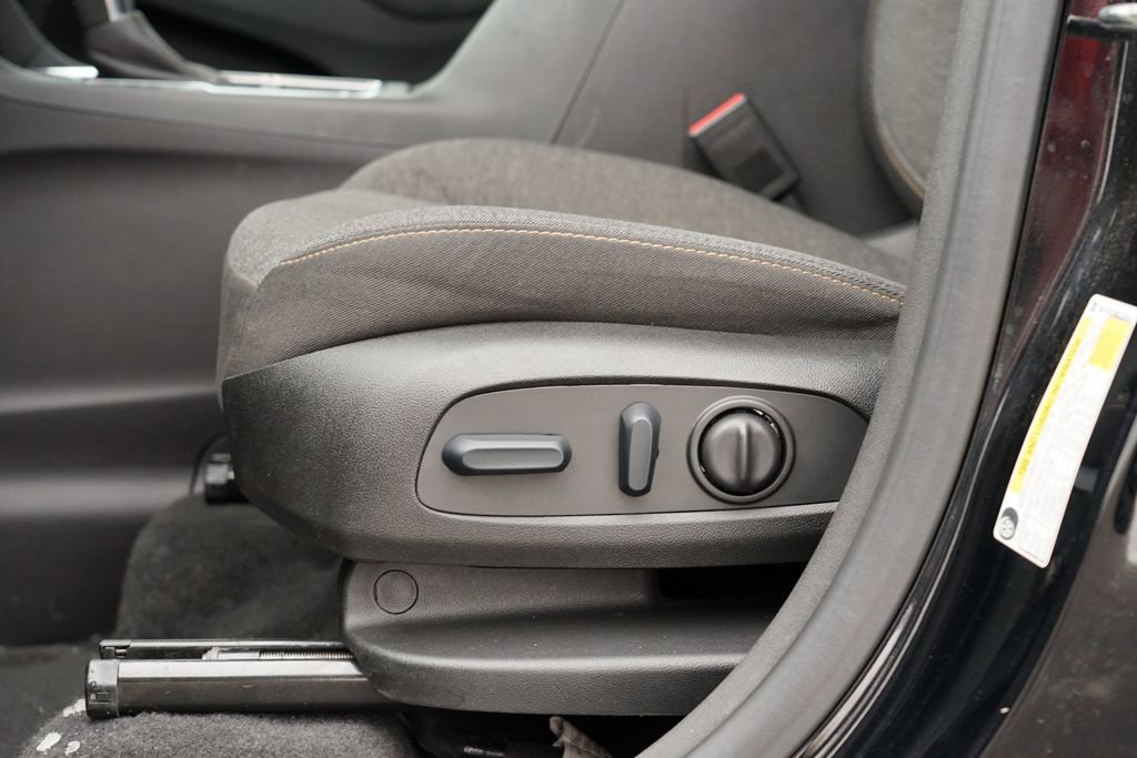 Used 2022 Chevrolet Equinox LT image 17