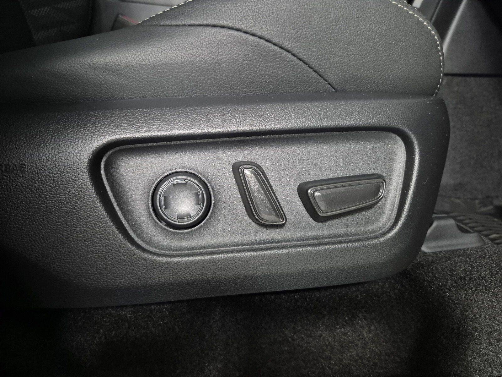 New 2026 Toyota 4Runner 4WD image 36