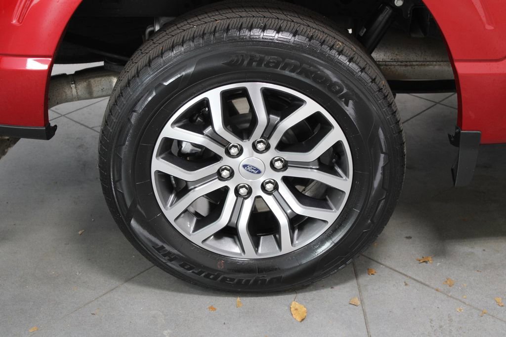 Used 2022 Ford F150 Lariat w/ Equipment Group 501A Mid image 16