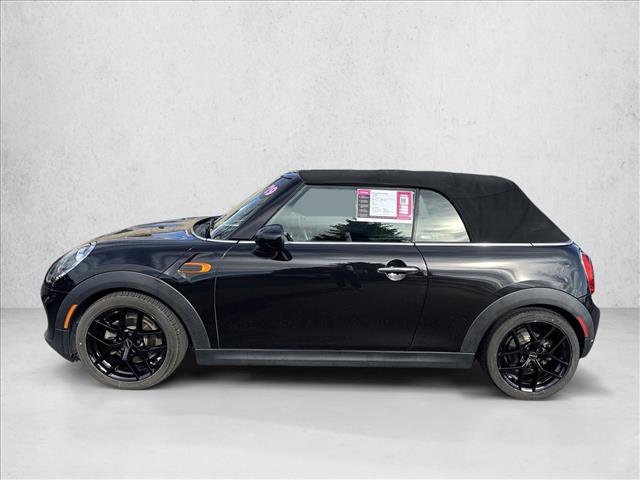 Used 2019 MINI Cooper Cooper image 2