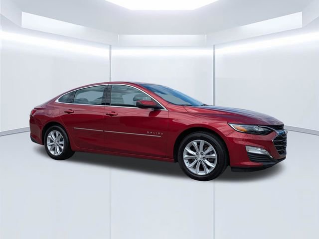 Used 2021 Chevrolet Malibu LT FWD image 1